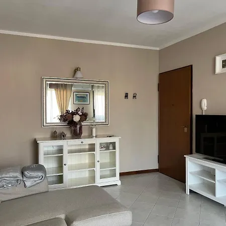 Lovely Apartamento Parma