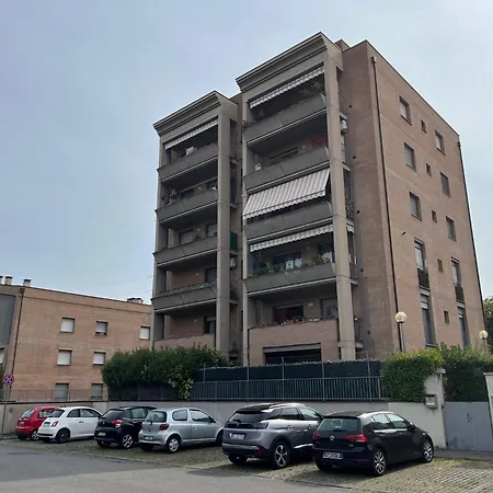 Lovely Apartamento Parma